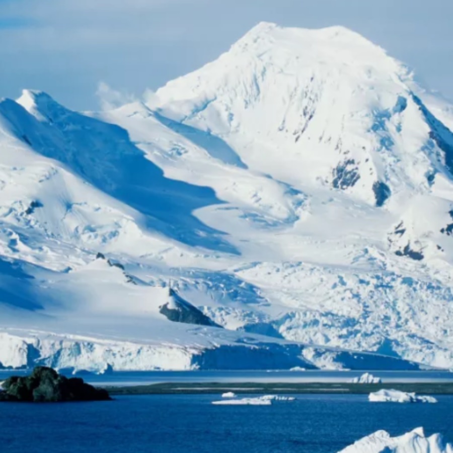 Underwater volcano triggers record-breaking 85,000 quakes