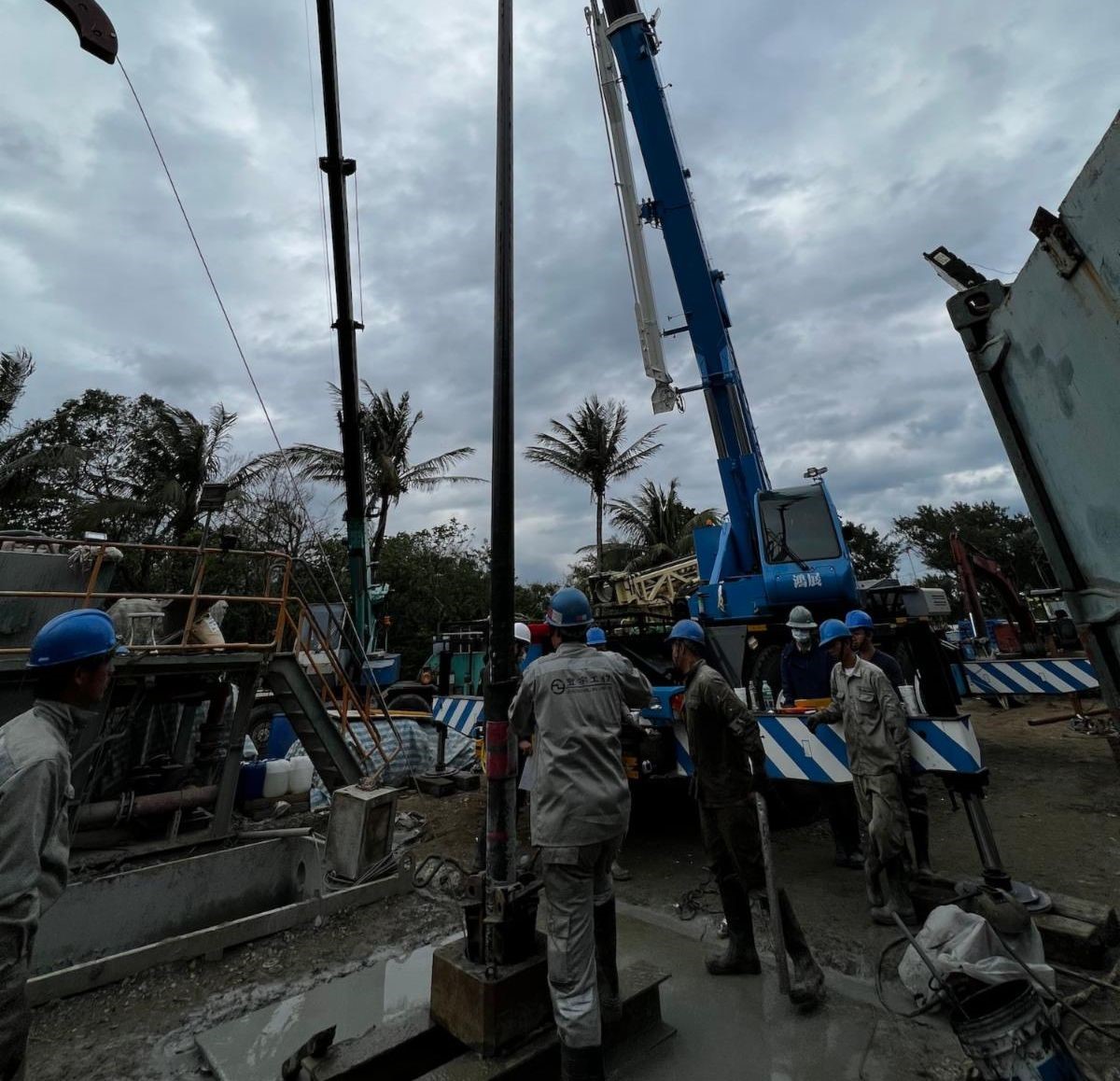 Scientists drill into fault to uncover its mysteries 